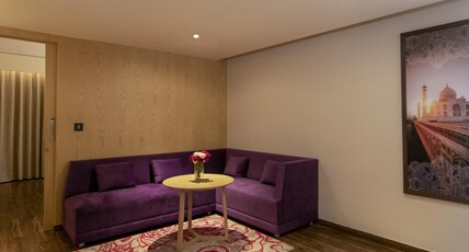 The Gaurs Sarovar Premiere Room Type - Suite - 1 Double Bed 52SQM Free WiFi Living Room