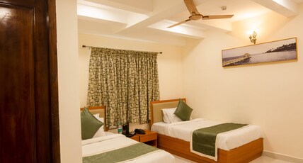 Hotel Grand Galaxy Room Type - Premium Quad