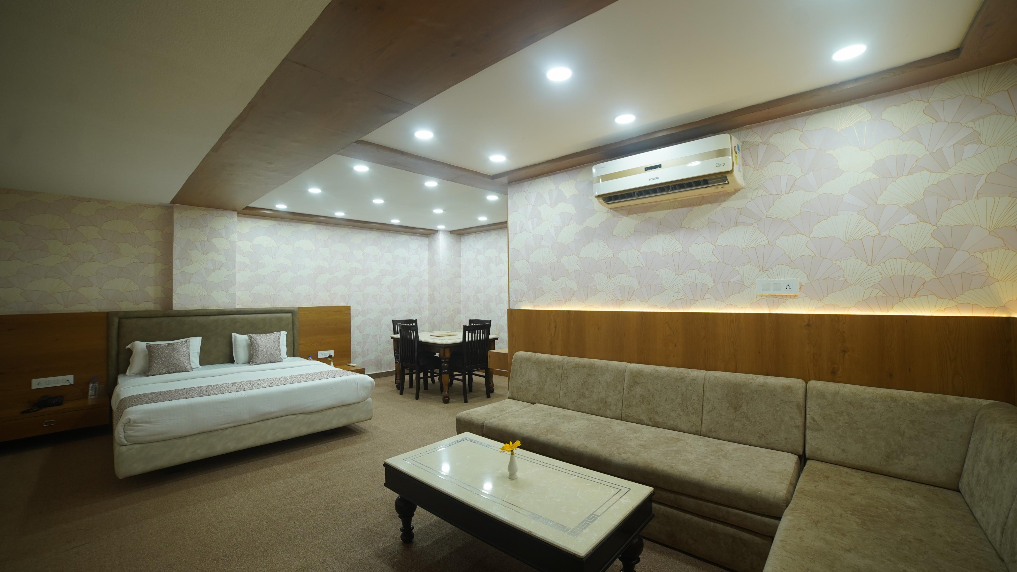 The Sheesham Tree Room Type - SUITE ROOM