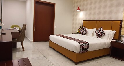 Andrea Regency Room Type - Deluxe Double room