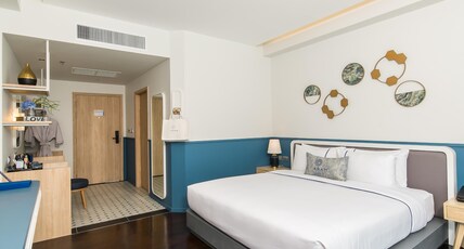 Kram Pattaya Room Type - Deluxe Room King Bed City View