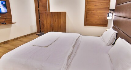Hotel shyam inn Room Type - Super Deluxe Rooms