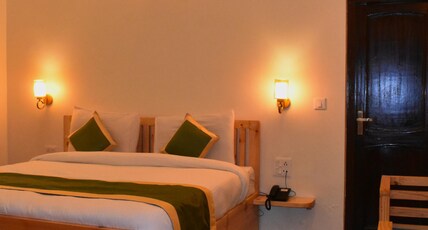 Hotel Walnut Creek Room Type - Standard room (Non-AC)