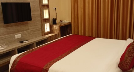 Hotel The Grand by Nexottel Room Type - Luxury Hotel The Grand by Nexottel Room Type - Luxury