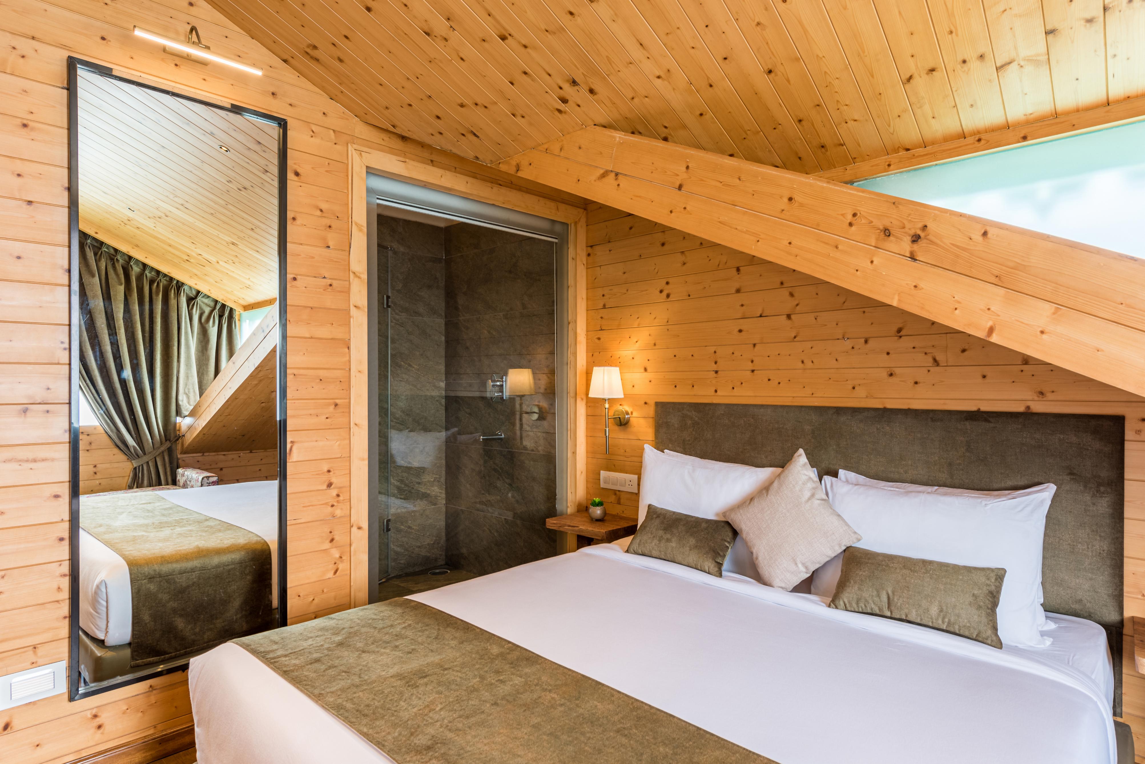 Udaan Himalayan Suites, Darjeeling - Tap to explore photos