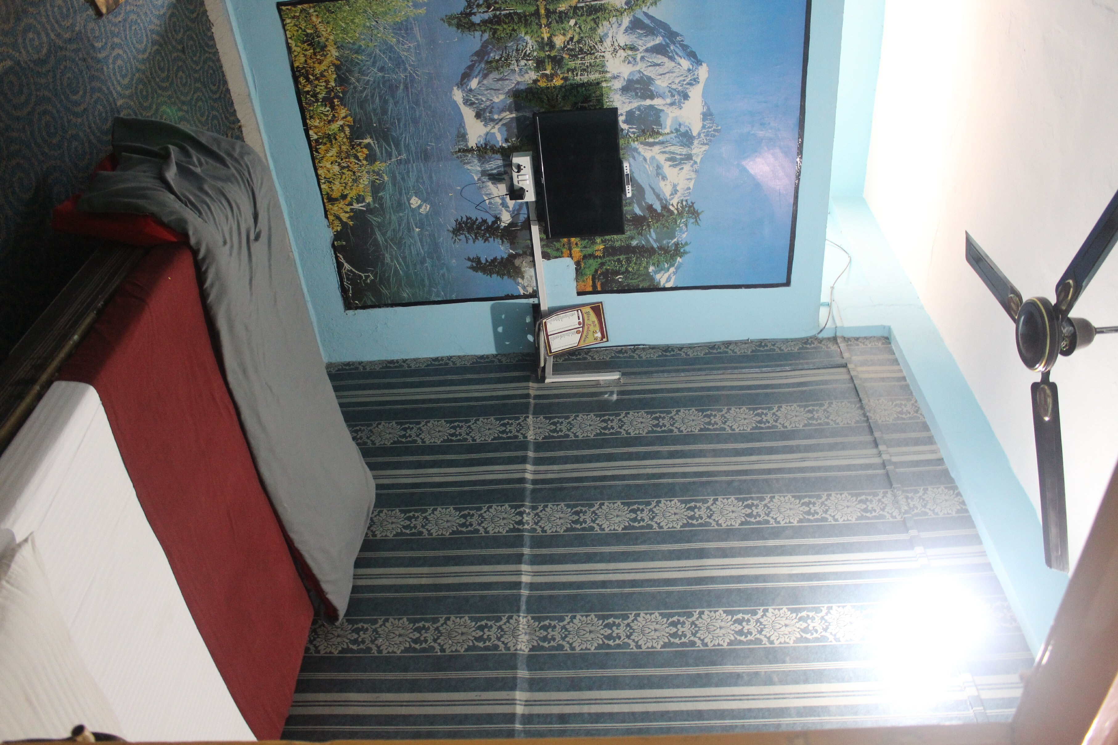 Hotel Shree Sudarshan - Tap to explore photos