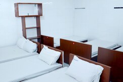 UNIVERSAL RESIDENCY