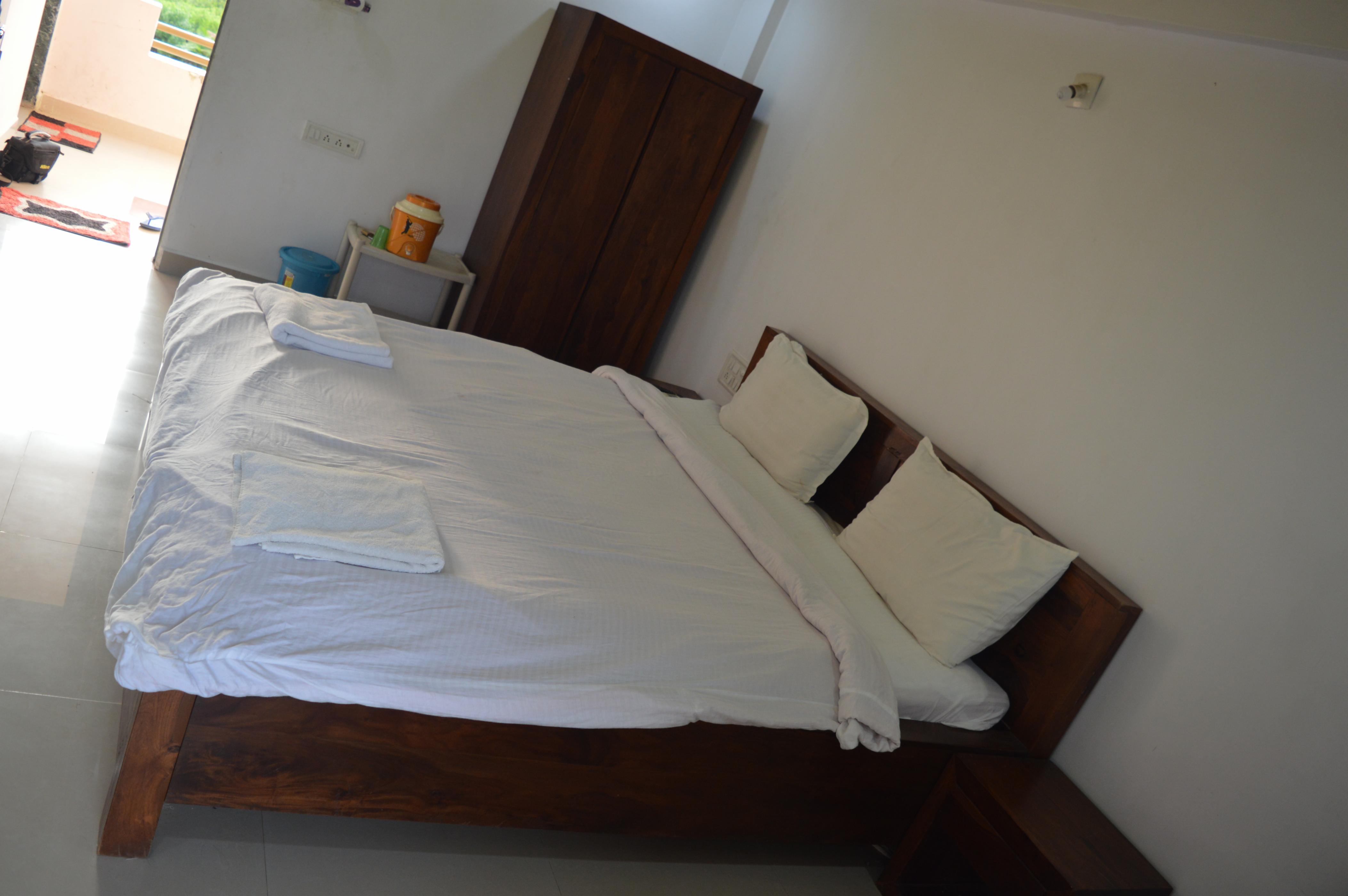 Hotel Swamiraj - Tap to explore photos