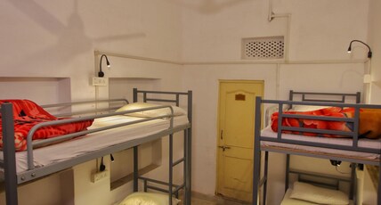 Trip In Hostel |40 Metres from City Palace| Room Type - Bed in 4 Bed Female AC Dorm