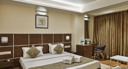 Meritas Crystal Resort Room Type - Executive Room ( Emerald Wing )