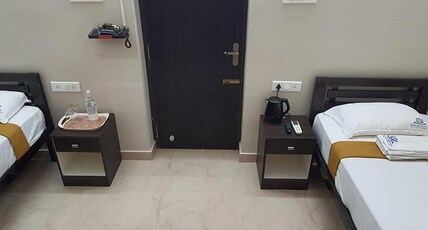Hotel Akshith Inn Room Type - Premium Twin Hotel Akshith Inn Room Type - Premium Twin