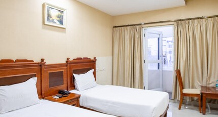 SVS Grande Room Type - DELUXE  TWIN BED AC ROOM