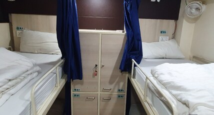 Himalayan Hostel Room Type - Bunk Bed in 4 Bed Male Dorm(AC time 8pm-8am)