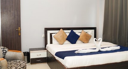 The Garg Residency Room Type - Tripple bedded - AC
