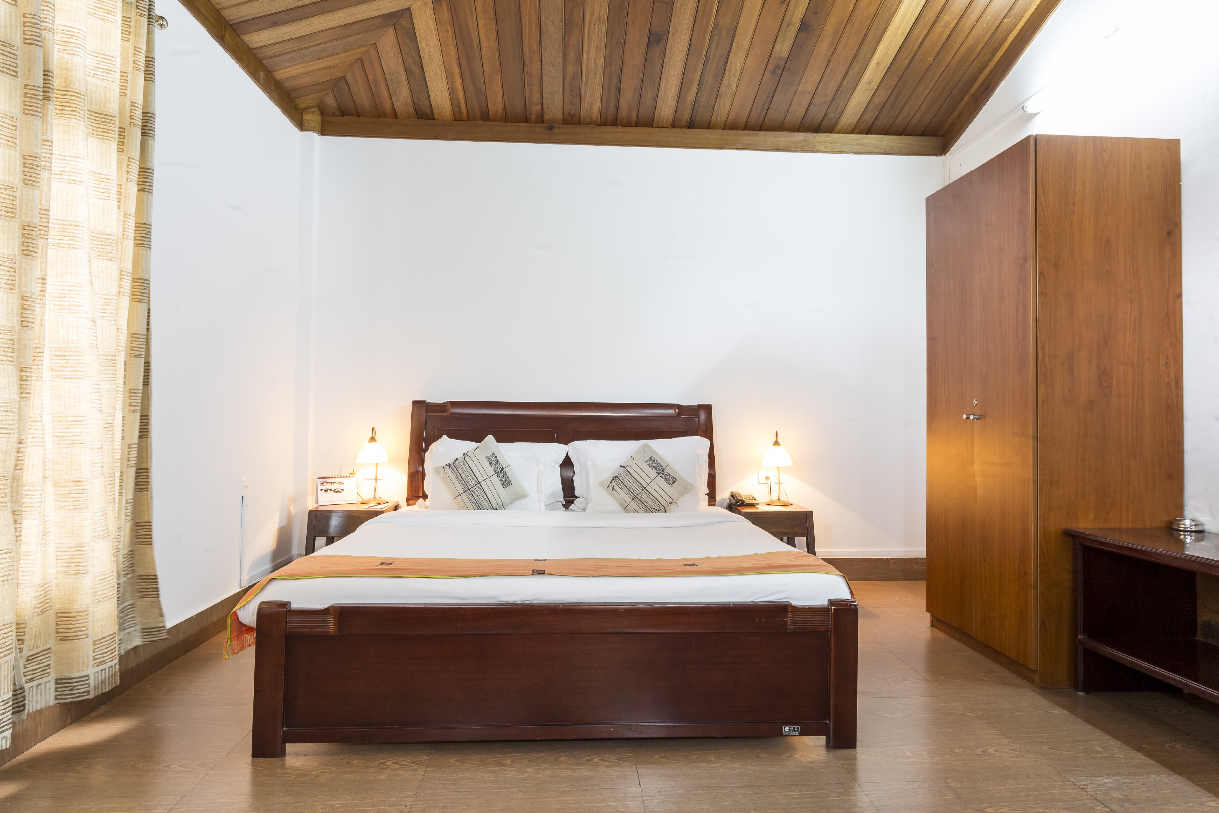 Noune Resort Room Type - Cottage Suite (Near Swimming pool, with Balcony)