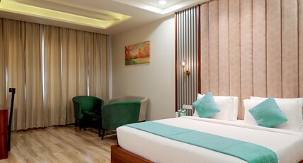 The Forest Hill Hotel Room Type - Premium Room with City and Mountain View The Forest Hill Hotel Room Type - Premium Room with City and Mountain View
