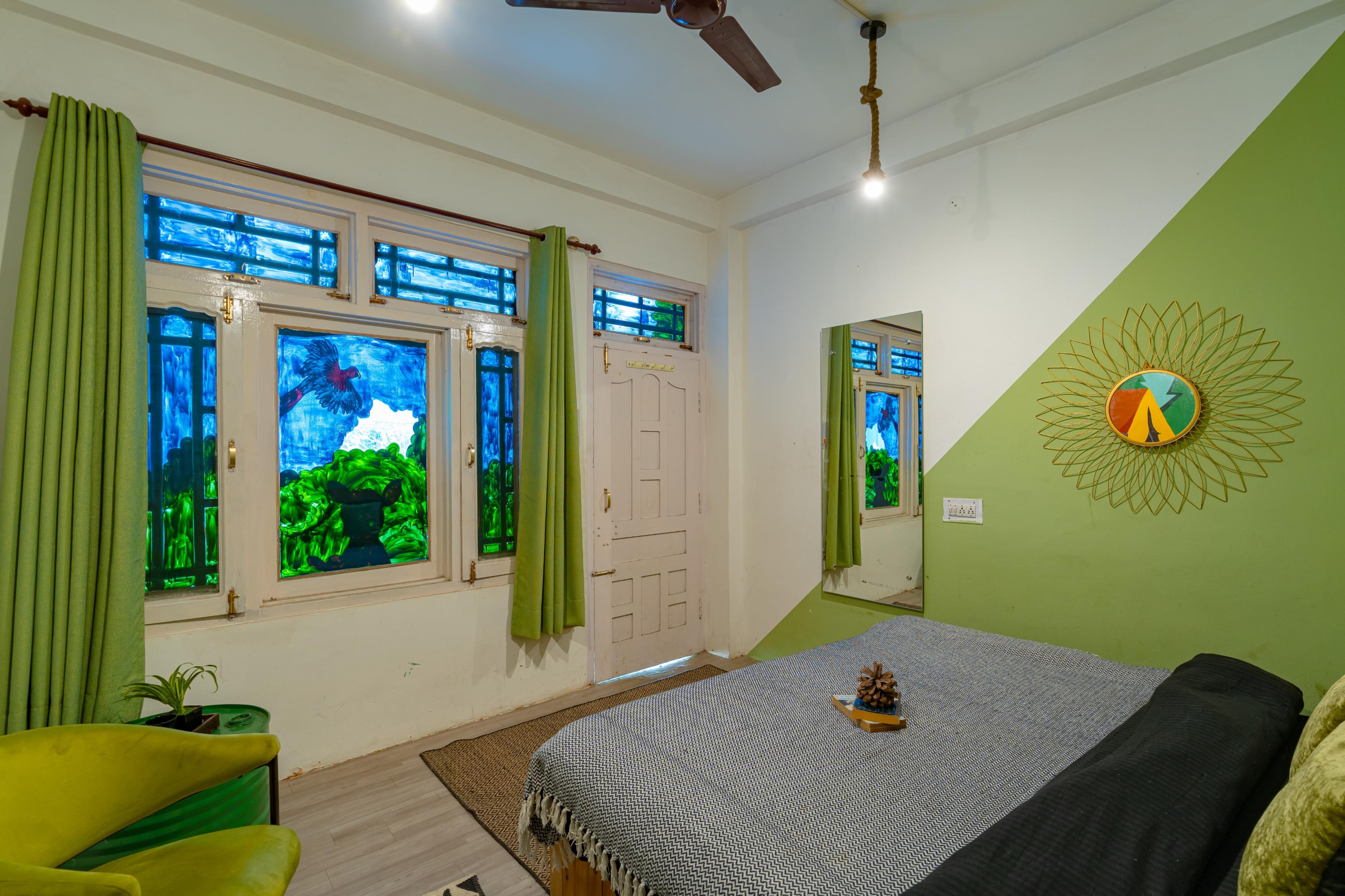 Jungle Hostel Kasol | Rooms & Dorms - Tap to explore photos