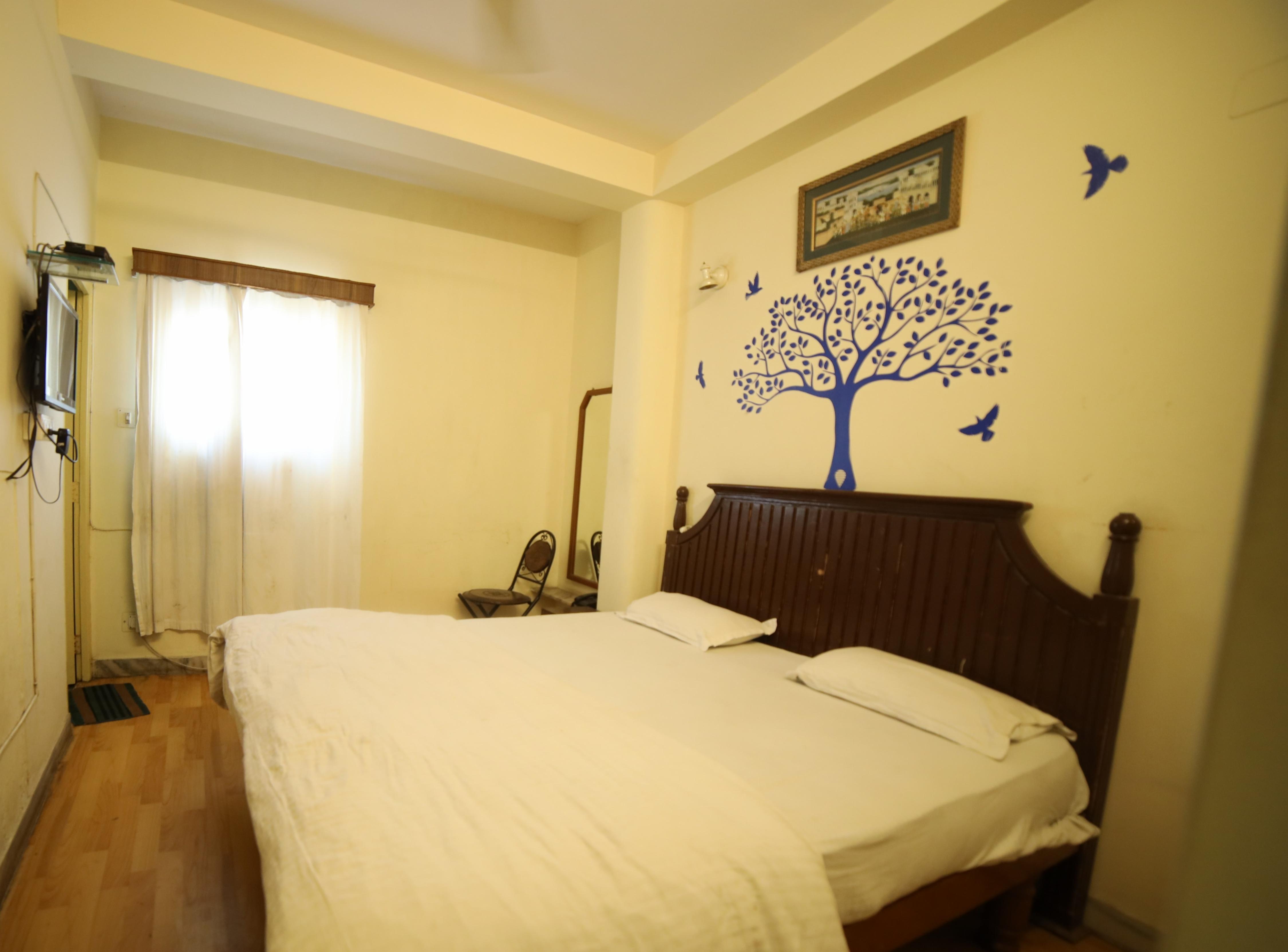 Hotel Pannadhay Palace - Tap to explore photos