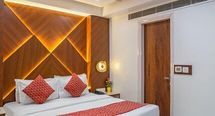 Hotel De Cruise Room Type - Executive room with Free Wifi Hotel De Cruise Room Type - Executive room with Free Wifi