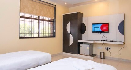 Hotel Geetanjali Paradise Room Type - Executive Room