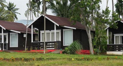 Adhvasaha Beach Spa Resort Room Type - Premium Beach Cottage With Balcony