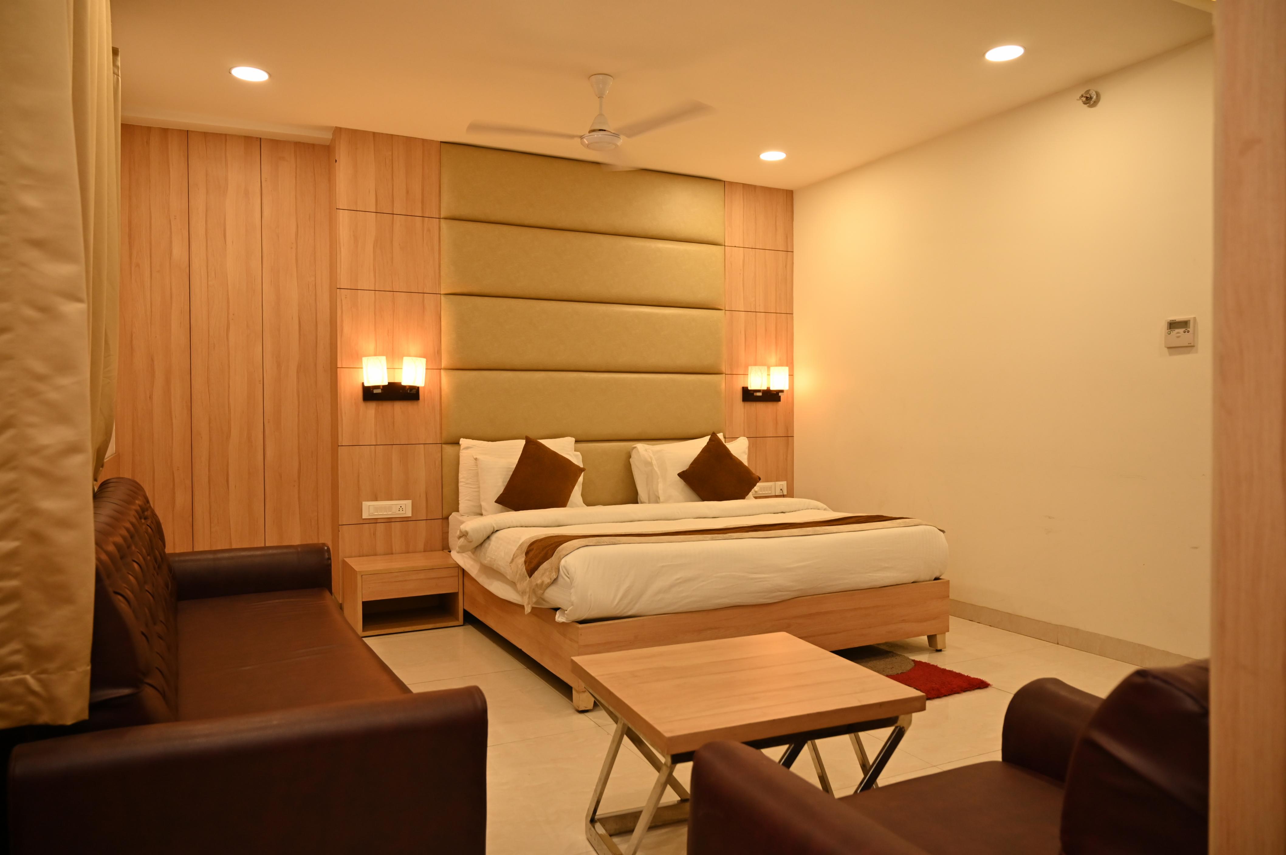 Hotel Pradeep Star Inn - Tap to explore photos