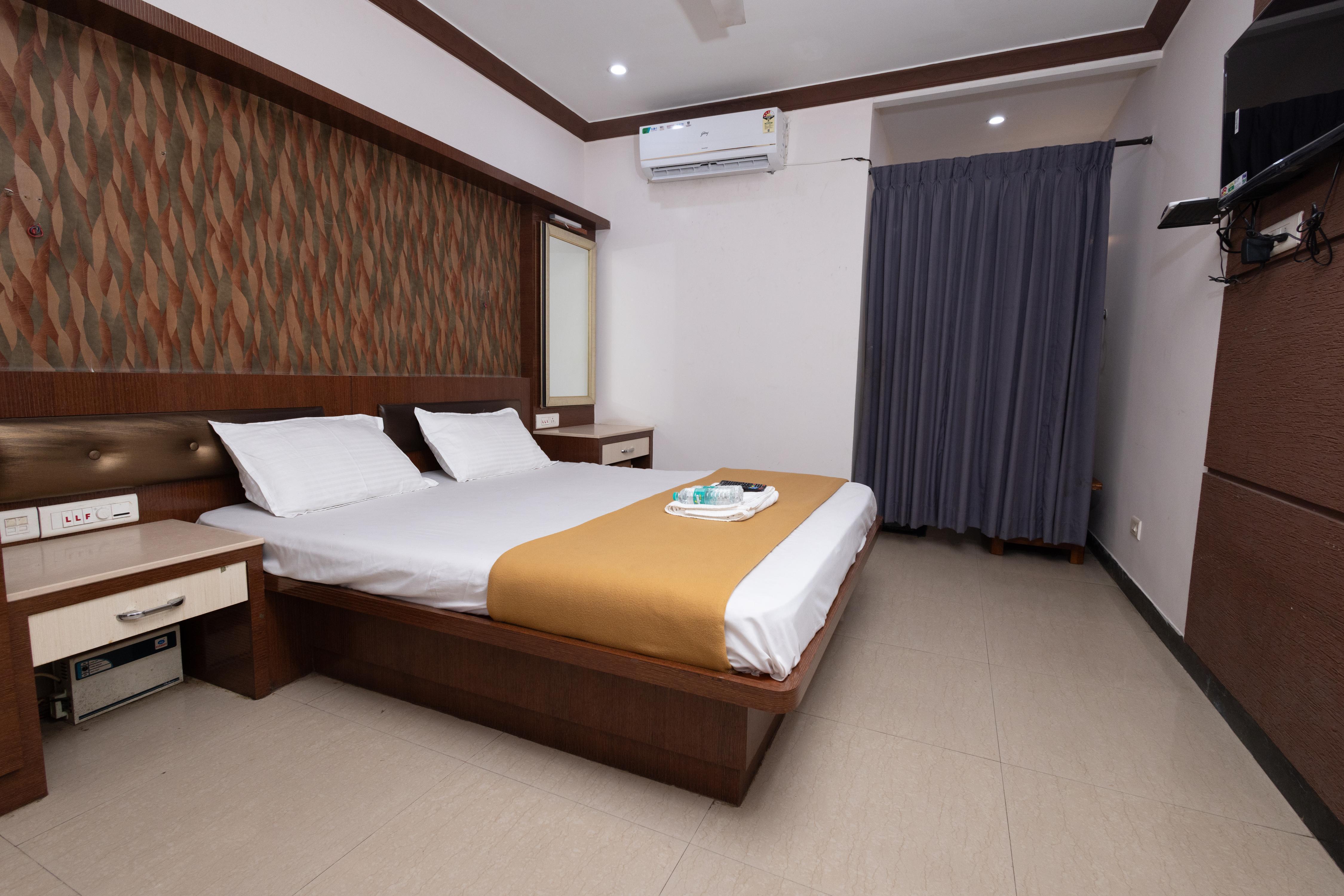 Hotel DRG Heritage - Tap to explore photos