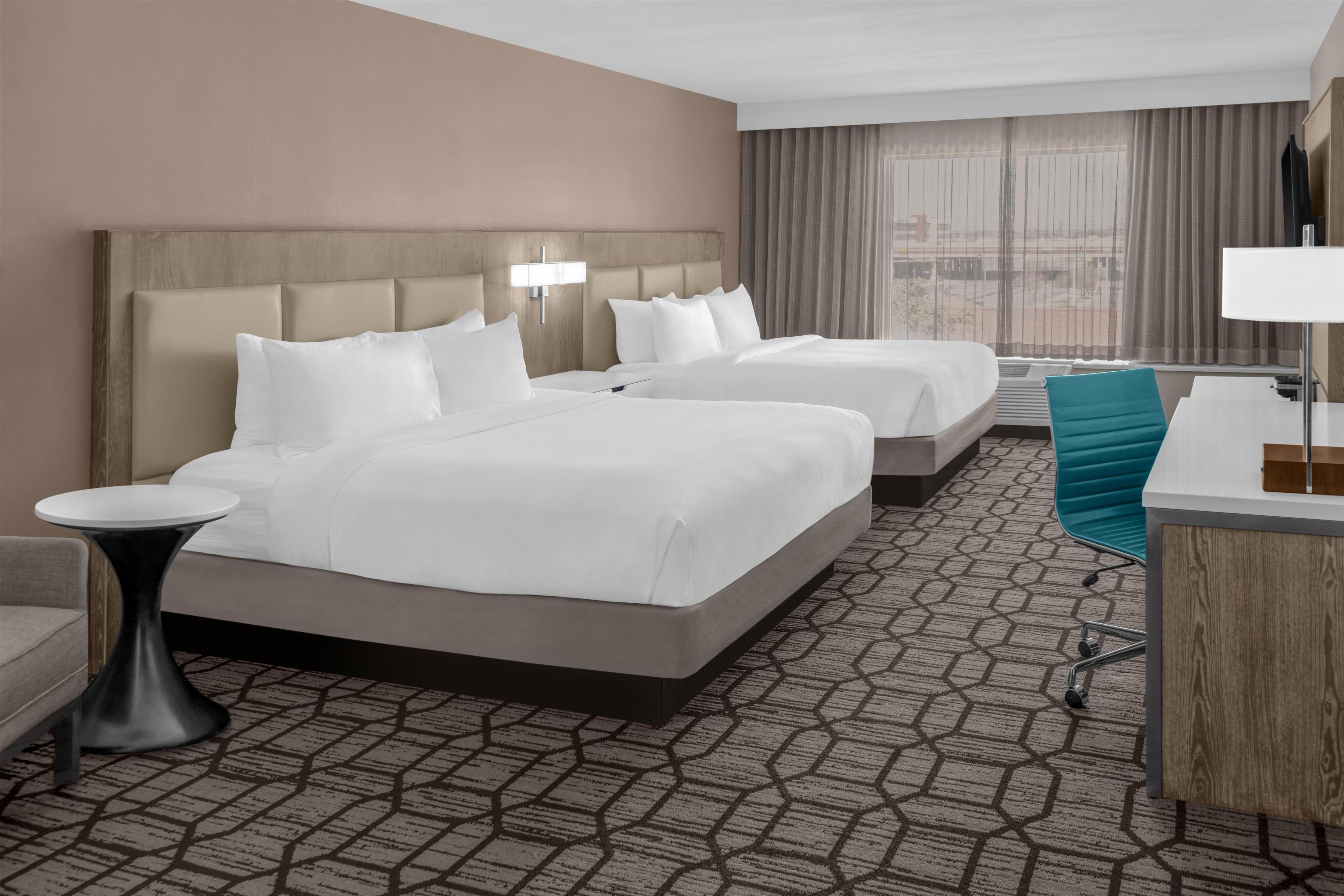DoubleTree by Hilton Lubbock - University Area Room Type - 2 QUEEN BEDS CORNER ROOM