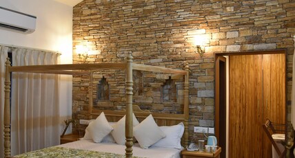 Tree of Life Vanvilas Riveredge, Corbett Room Type - Standard Hideaway Room