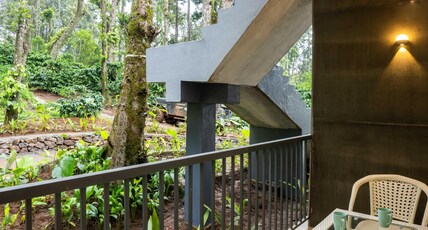 Zostel Coorg (Madikeri) Room Type - Deluxe Room (with Balcony)