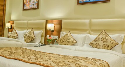 Hotel Hira Inn@10mins From Railway & Bus Station Room Type - Sanitized Family Club Room With Two Washroom Hotel Hira Inn@10mins From Railway & Bus Station Room Type - Sanitized Family Club Room With Two Washroom