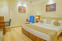 Hotel Hira Inn@10mins From Railway & Bus Station