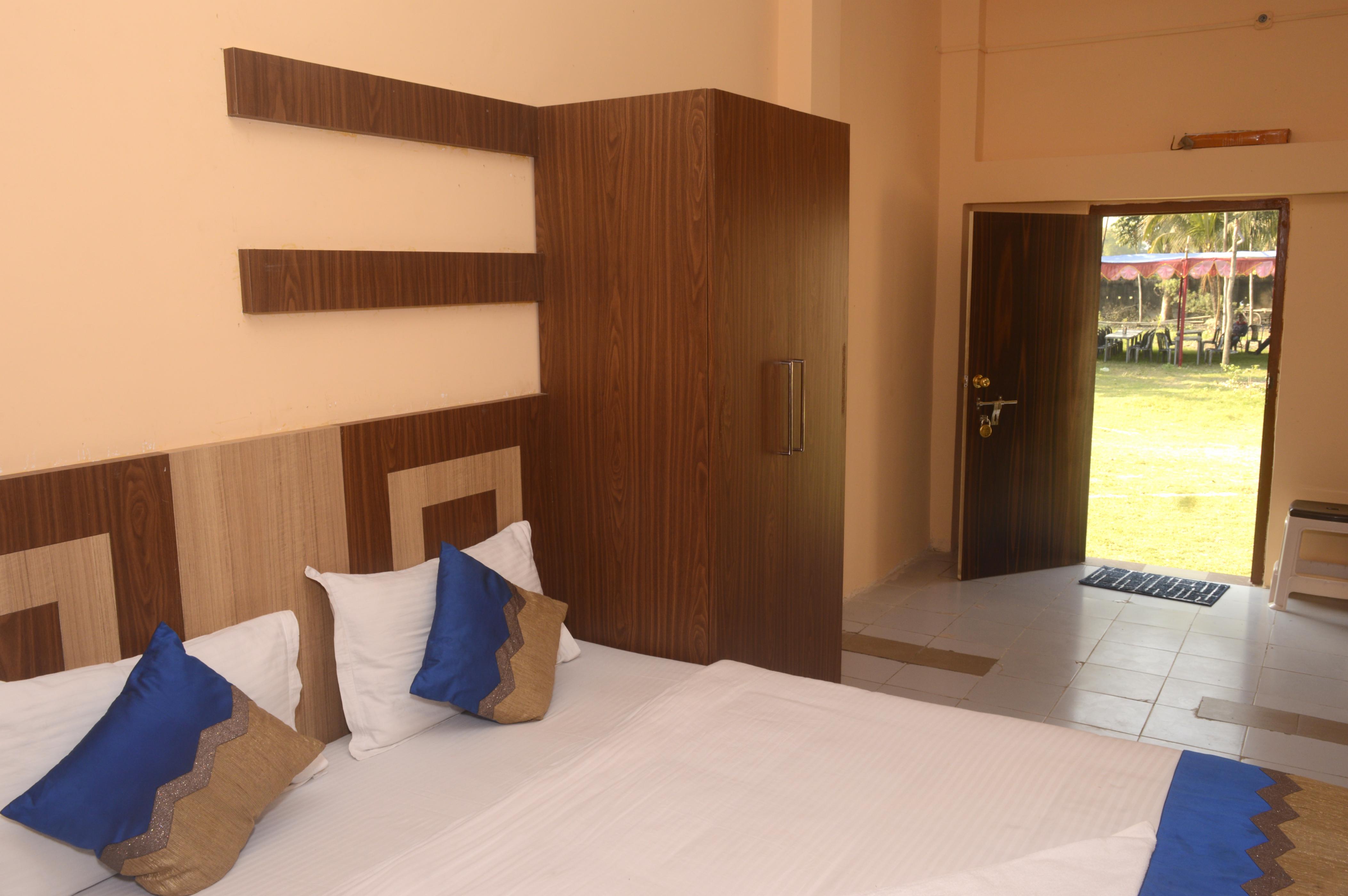J M Villa Room Type - STANDARD AC ROOM