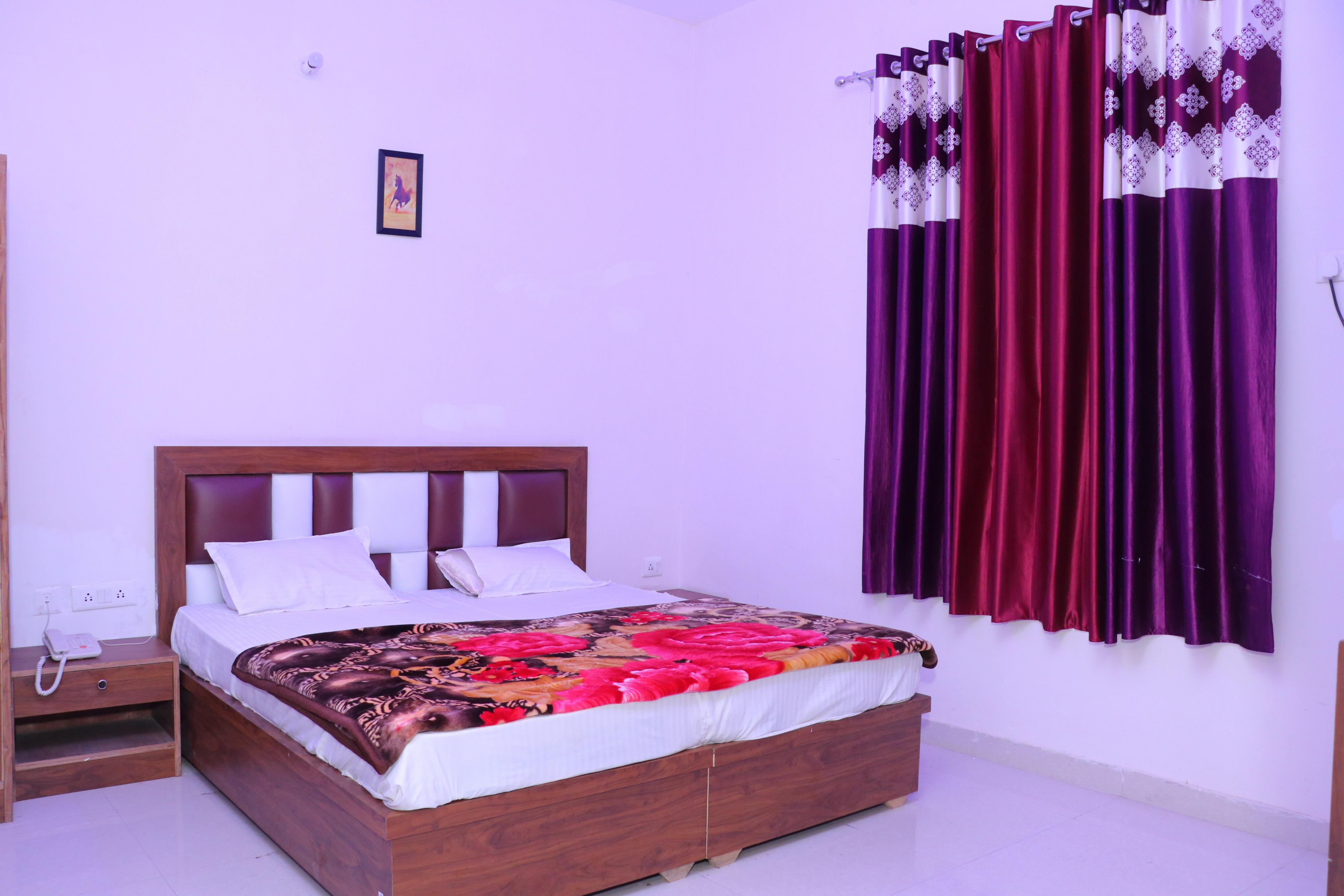 Hotel KCR Room Type - Deluxe Non AC