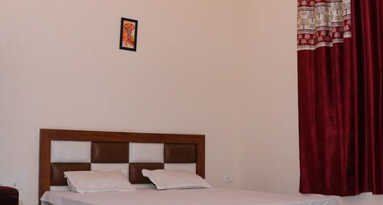Hotel KCR Room Type - Deluxe Tripple Room AC Hotel KCR Room Type - Deluxe Tripple Room AC