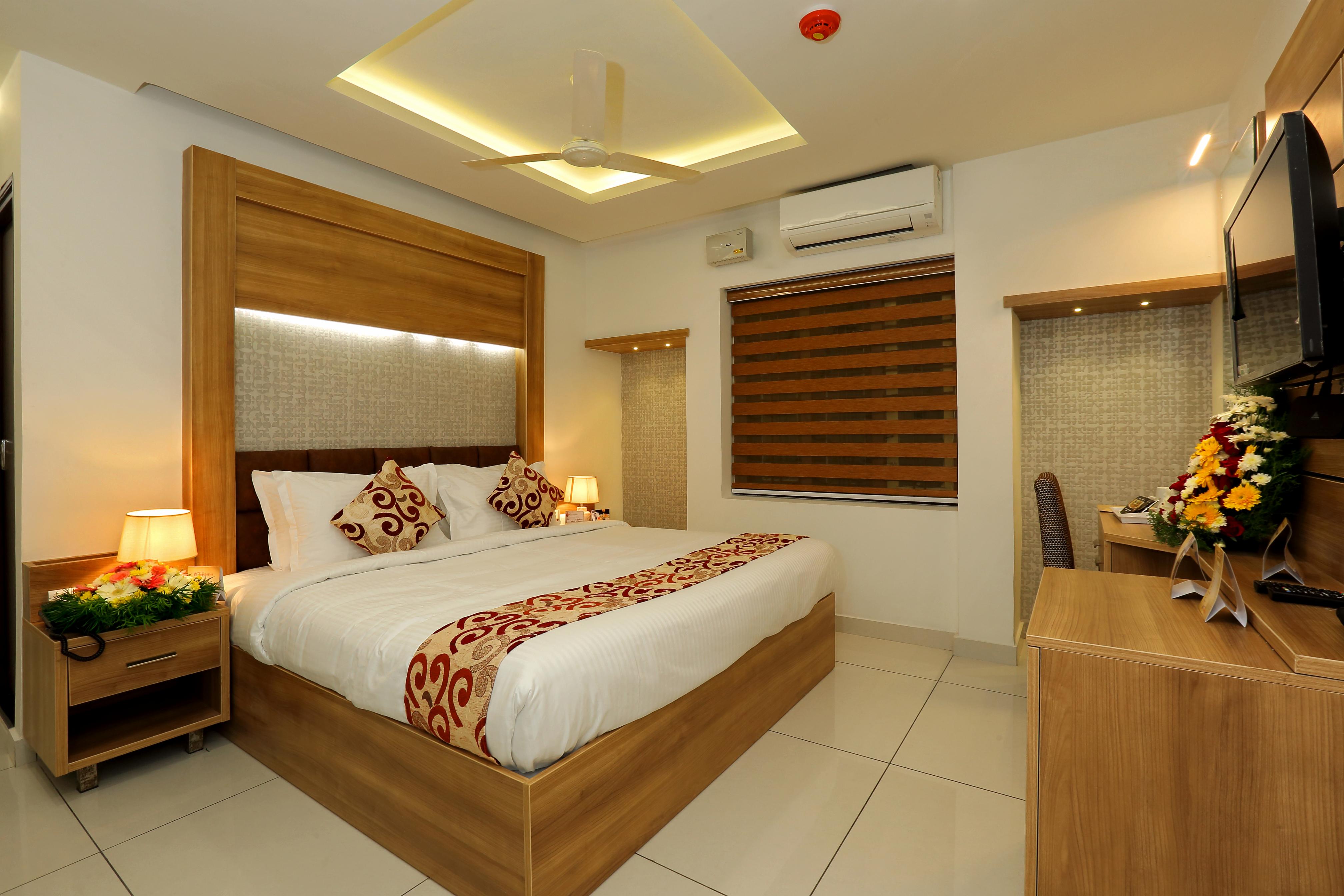 Hotel Navaratna - Tap to explore photos