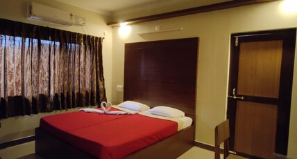 Vyavahar Lodge Room Type - Delux AC Room
