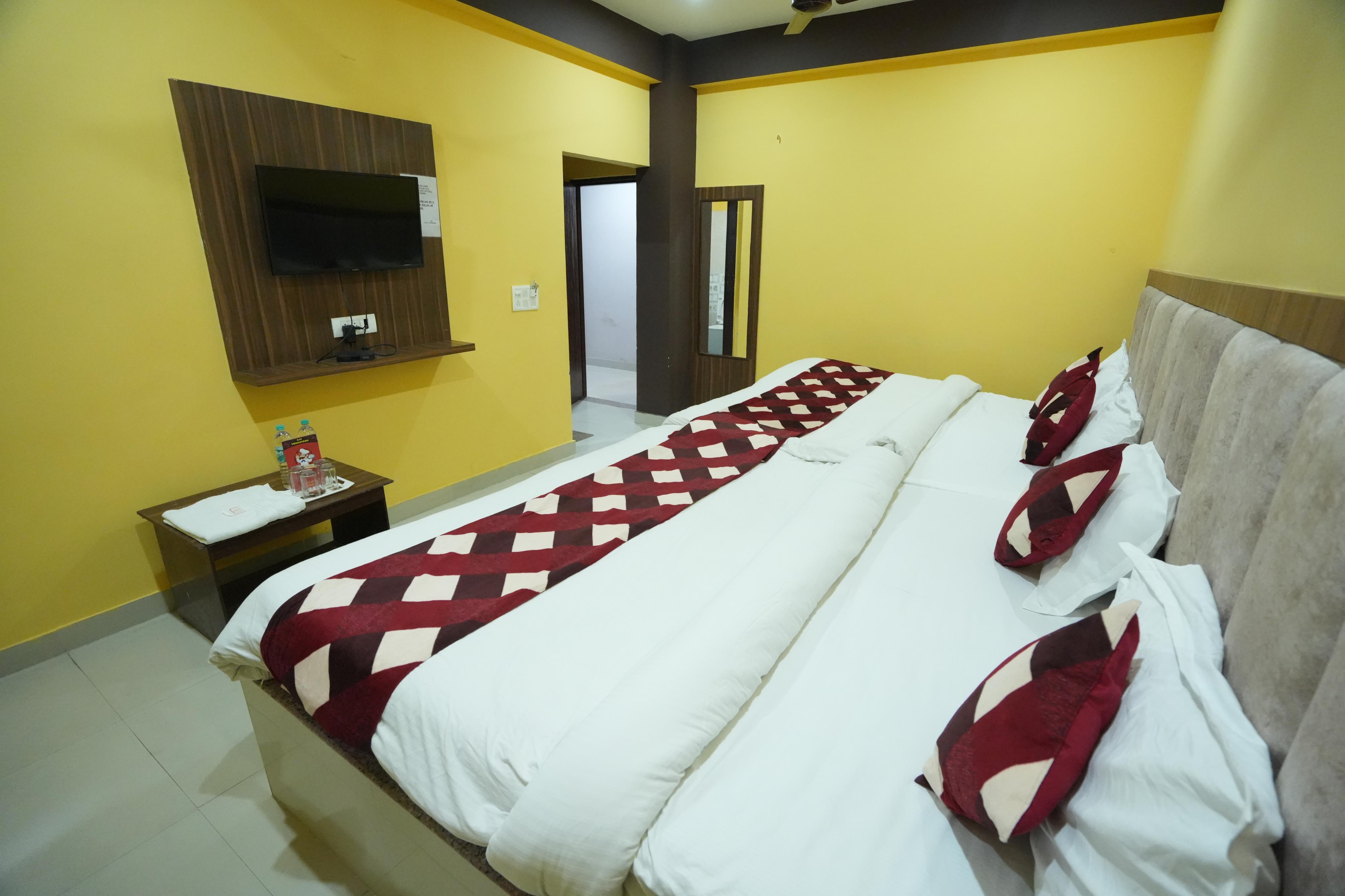 SJH Venkatesh - Tap to explore photos