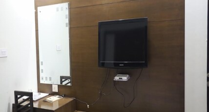Maharaja Hotel and Restaurant Room Type - DELUXE ROOMS