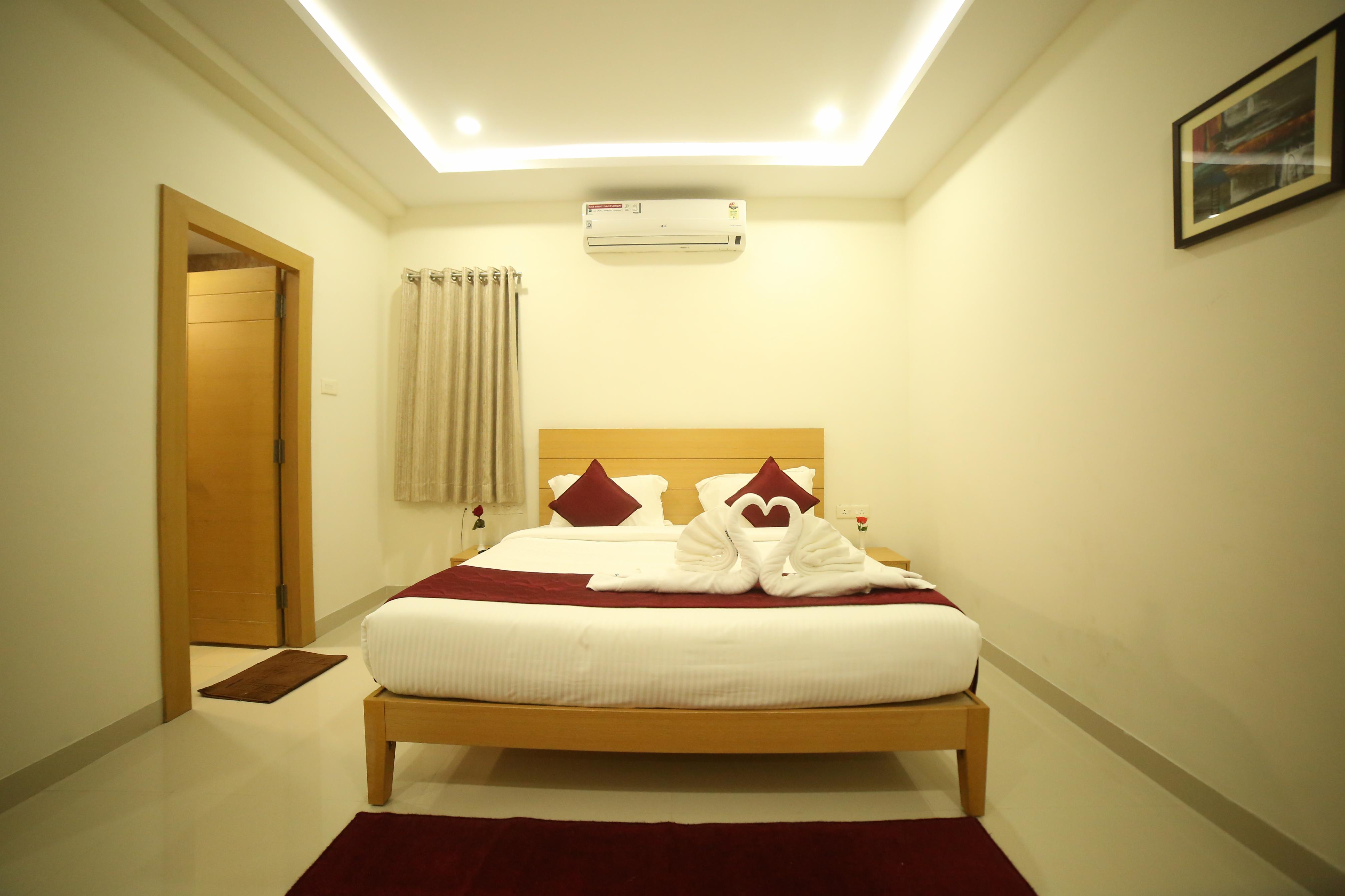 IRIS HOTEL TIRUPATI - Tap to explore photos