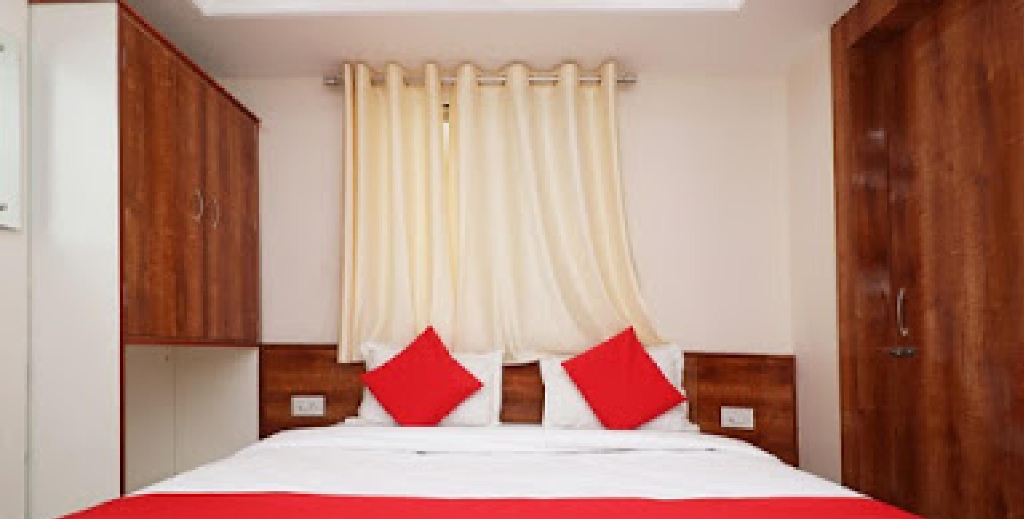 Hotel Sarthak Inn - Tap to explore photos