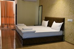 Address of Jay Bhole Hotel And Rooms