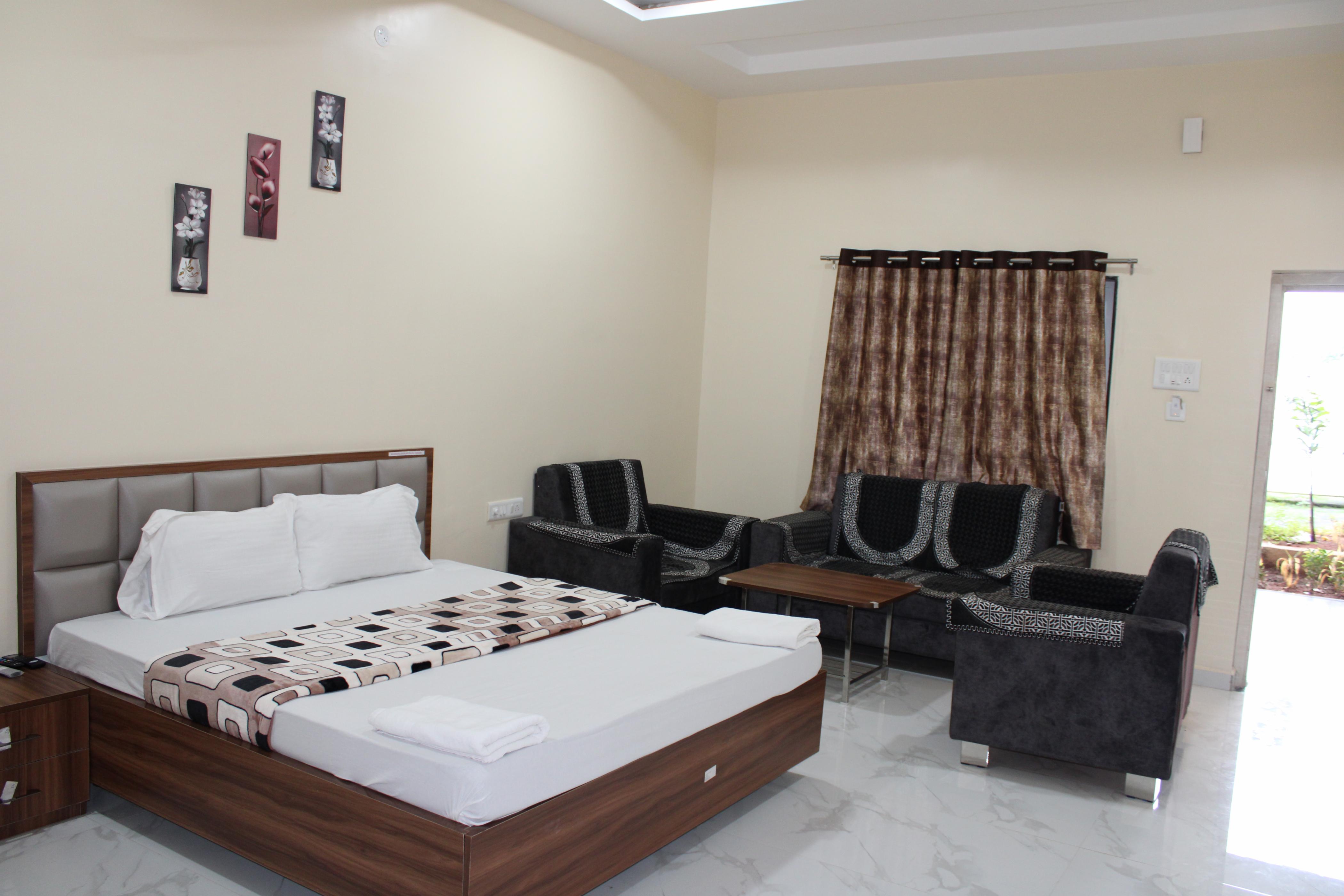 Hotel Mauli Residency Room Type - AC SUITE ROOM