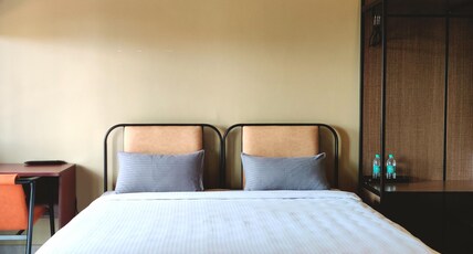 Vama Retreats Room Type - AC Family Room