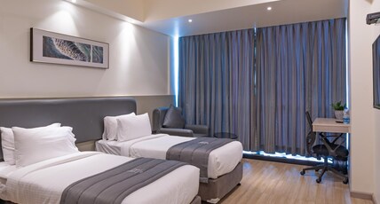 REPUBLIC INN Room Type - SUPERIOR TWIN ROOM