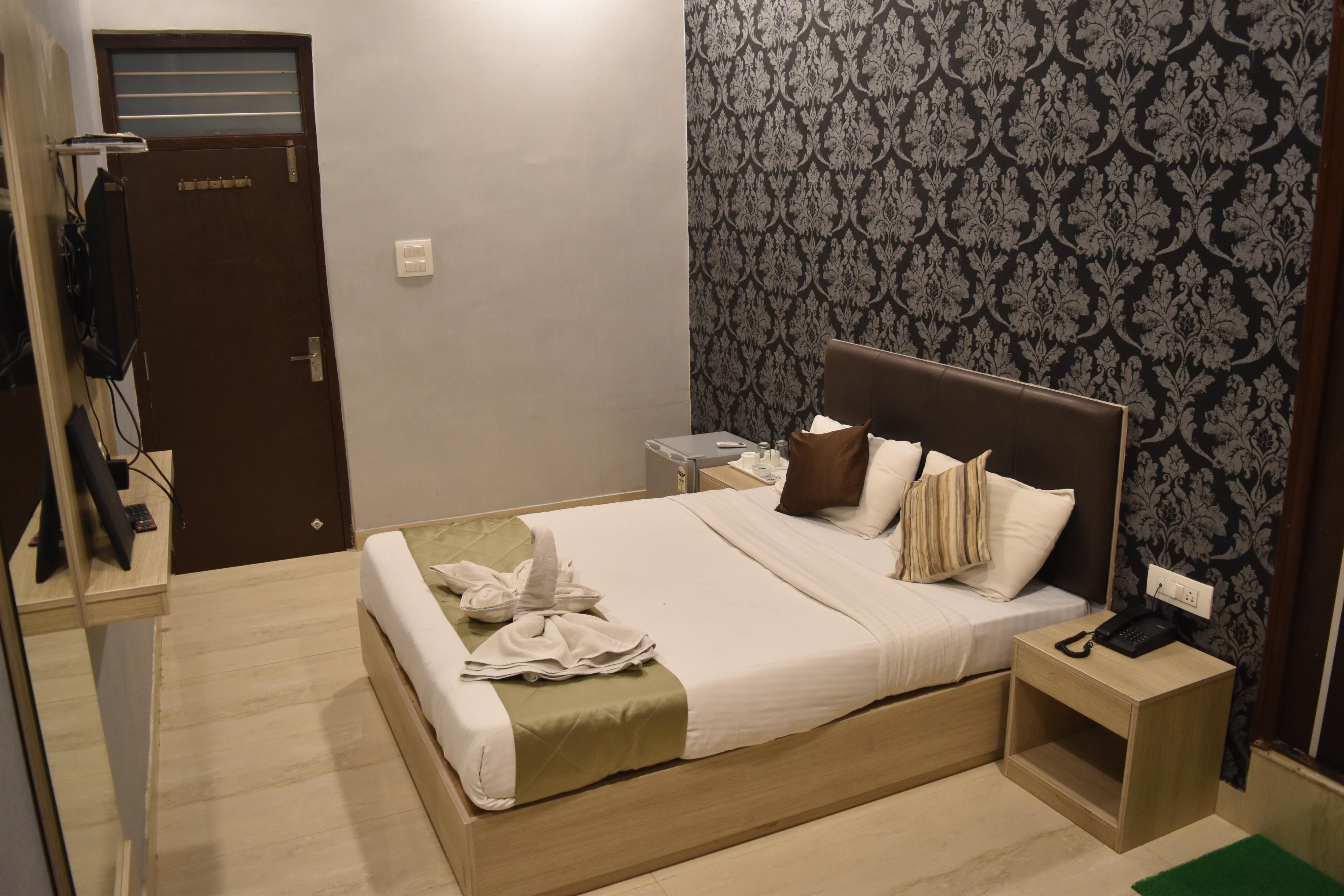 Thakur Boutique Hotel - Tap to explore photos