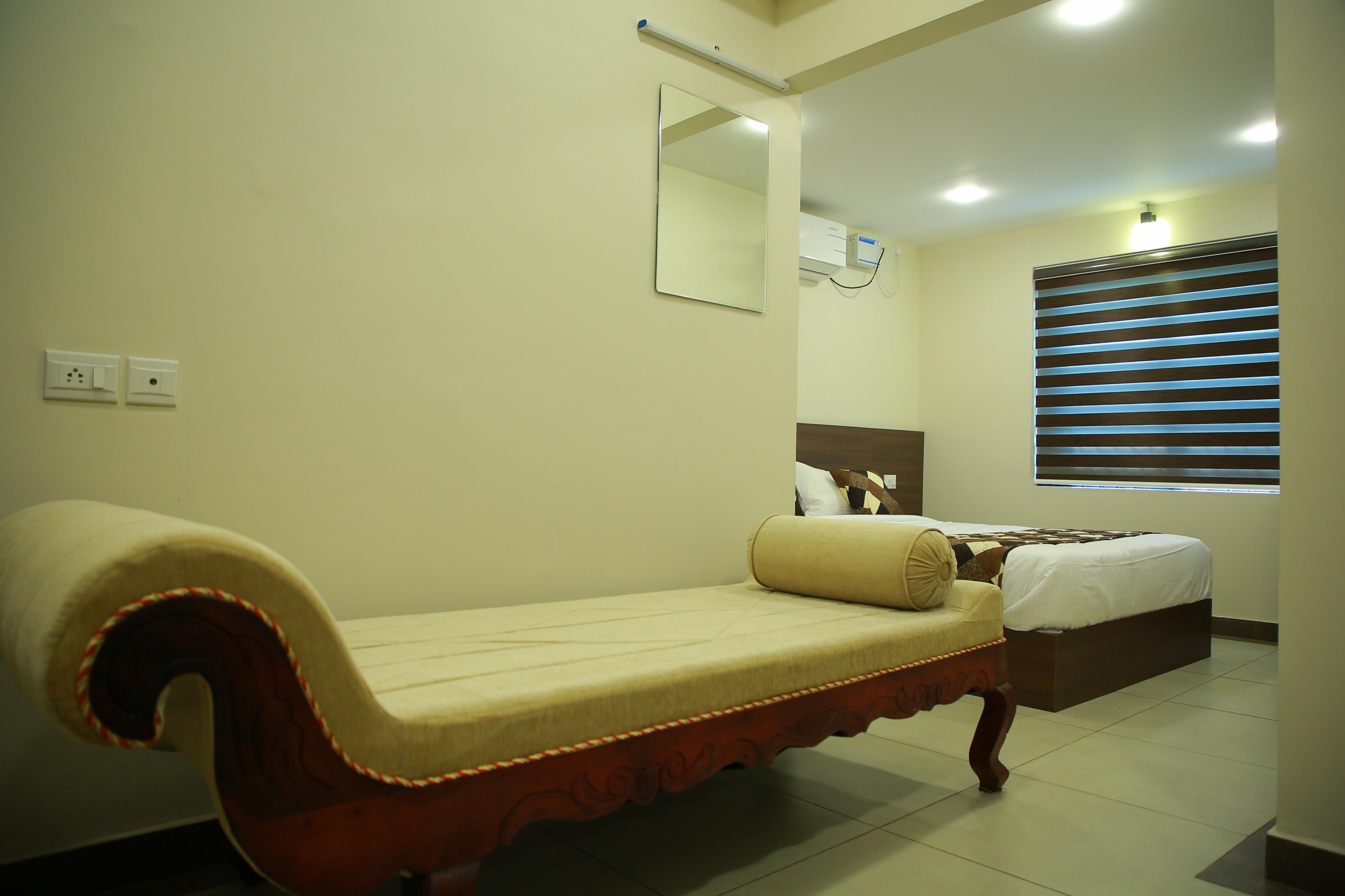 Kalathil Tourist Home - Tap to explore photos