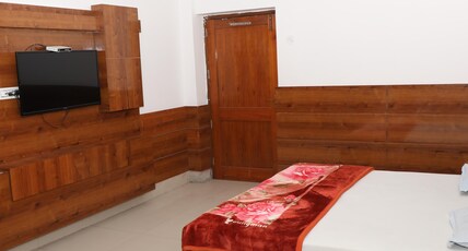 HOTEL ASHA CONTINENTAL Room Type - luxury room