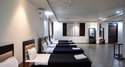 MTDC Bodhalkasa Room Type - Group Accommodation Non AC (10 Bedded)