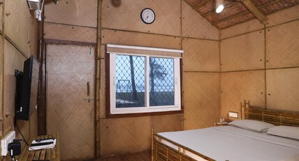 MTDC Ganpatipule Room Type - Bamboo House Sea View